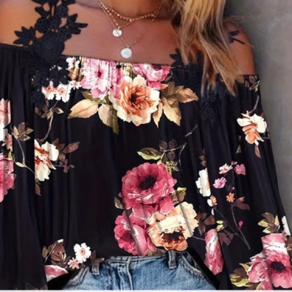 NWOT Off The Shoulder Blouse With Lace Straps